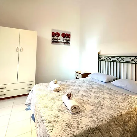 Ferienwohnung A Un Passo Dal Massimo 2 Palermo Exterior foto