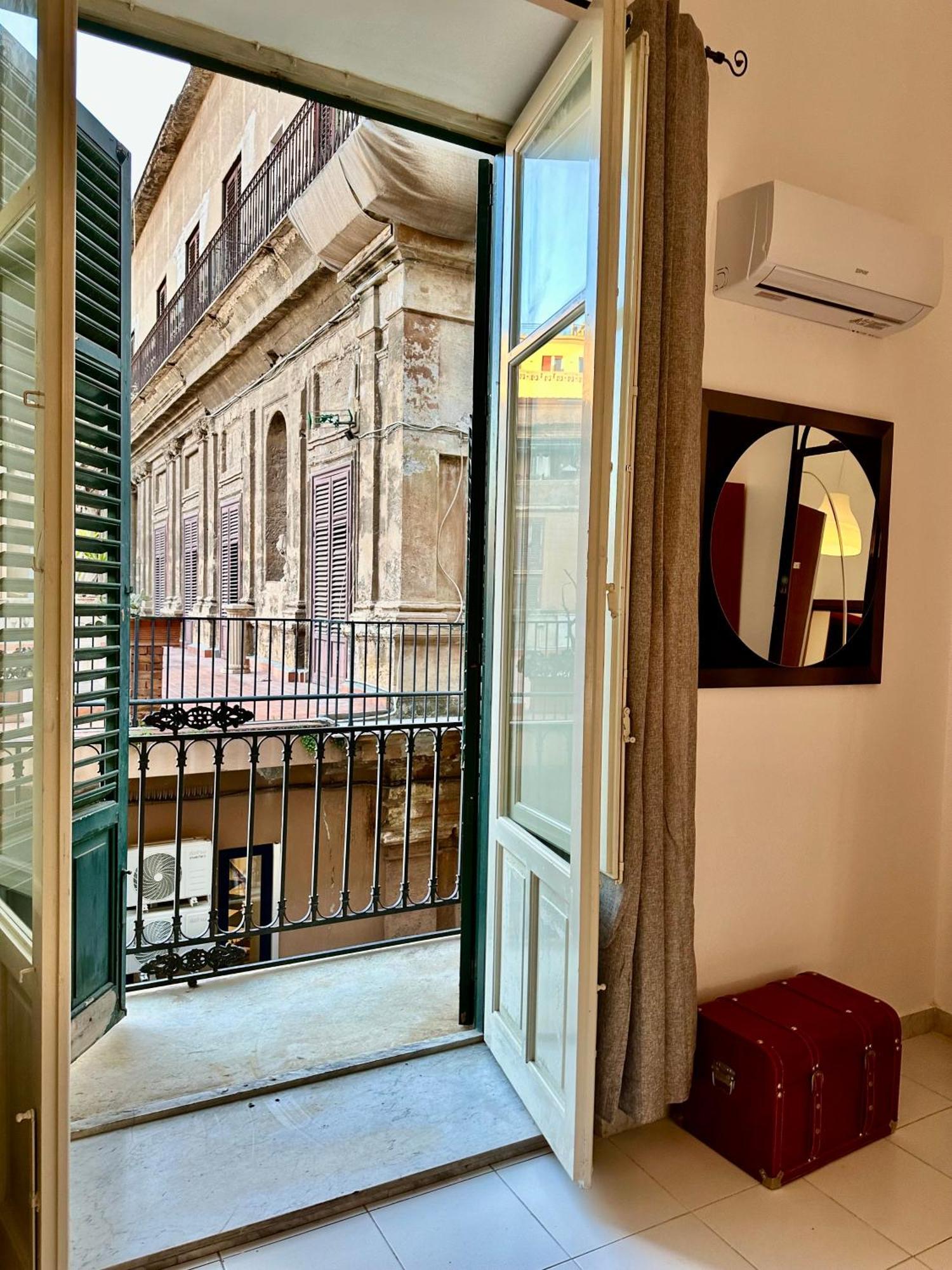 Apartment A Un Passo Dal Massimo 2